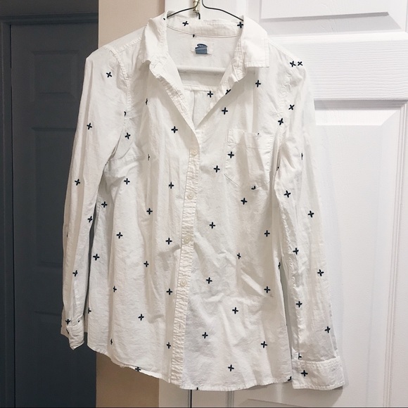 Embroidered button down with black cross detailing - Picture 3 of 5